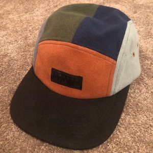 5-panel colorblock hat - Legend Headwear
